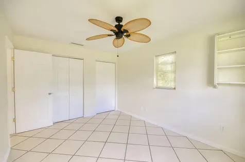 2074 Se Doverbrook Street Port Saint Lucie FL 34983
