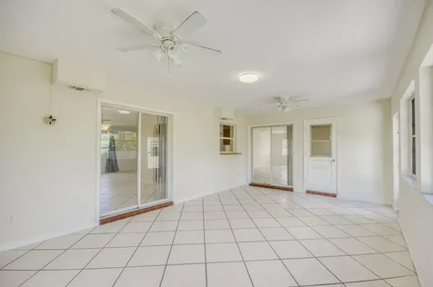 2074 Se Doverbrook Street Port Saint Lucie FL 34983