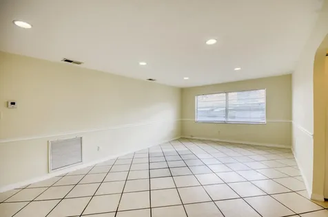 2074 Se Doverbrook Street Port Saint Lucie FL 34983