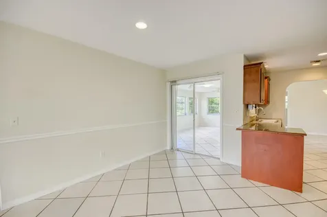 2074 Se Doverbrook Street Port Saint Lucie FL 34983