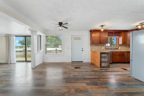 6538 Us Highway 441 Okeechobee FL 34974