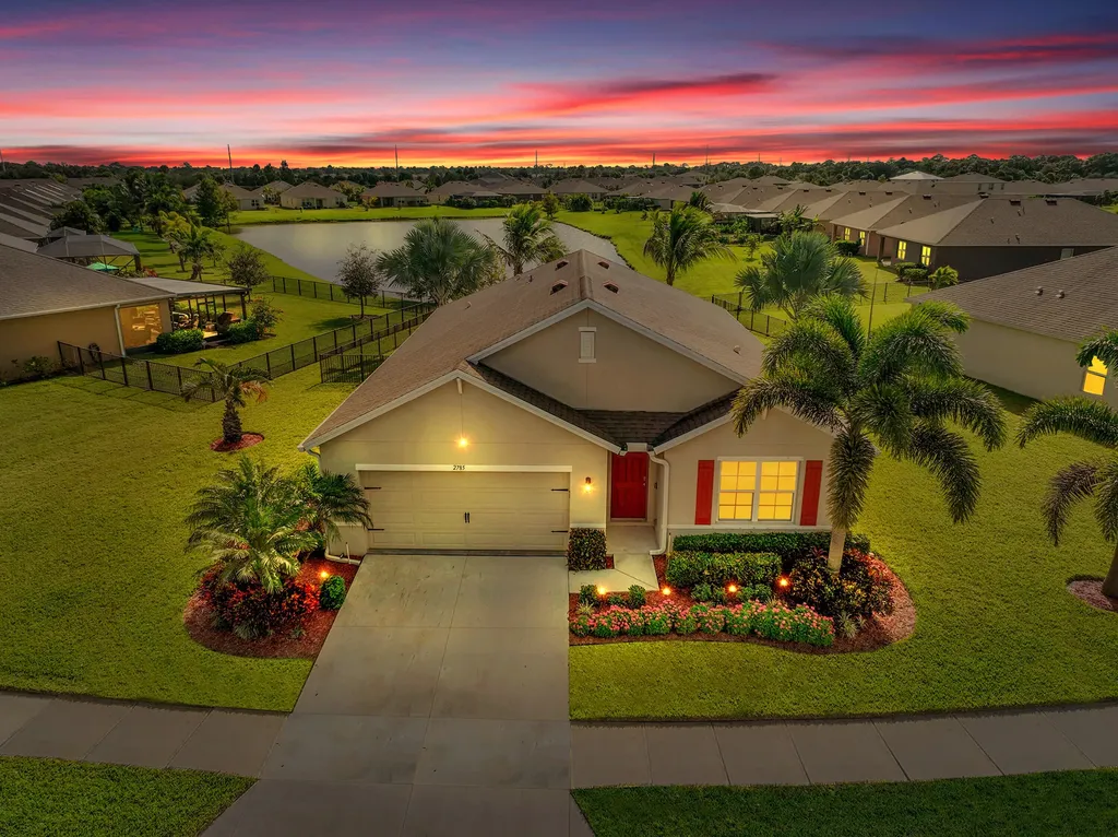 2785 Granville Manor Vero Beach FL 32968