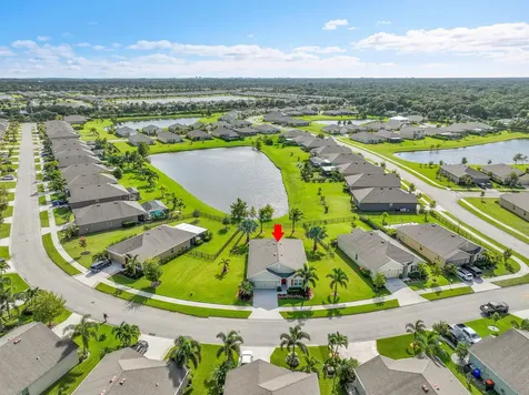 2785 Granville Manor Vero Beach FL 32968