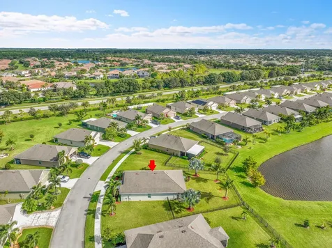 2785 Granville Manor Vero Beach FL 32968