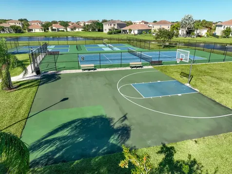 2785 Granville Manor Vero Beach FL 32968