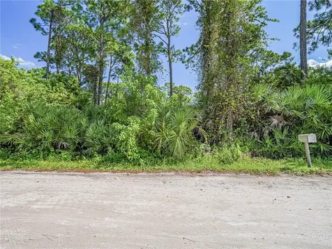 1290 10th Court Vero Beach FL 32962