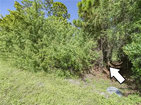1290 10th Court Vero Beach FL 32962