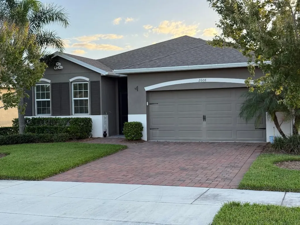 2608 Crowned Eagle Circle Vero Beach FL 32962