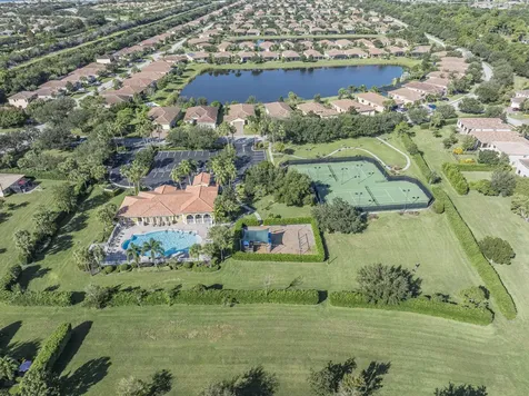 4625 55th Street Vero Beach FL 32967