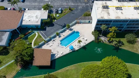 896 N Federal Highway Lantana FL 33462