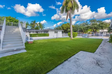 1826 Sherman Street Hollywood FL 33020