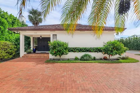 575 N Lake Way Palm Beach FL 33480