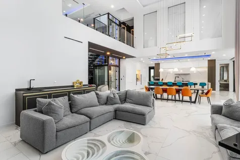 245 Ne 6th Court Boca Raton FL 33432