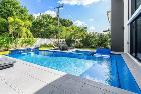 245 Ne 6th Court Boca Raton FL 33432