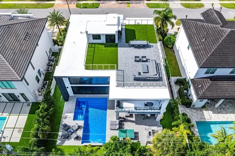 245 Ne 6th Court Boca Raton FL 33432