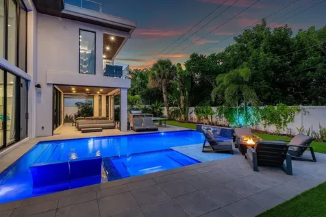 245 Ne 6th Court Boca Raton FL 33432