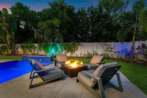 245 Ne 6th Court Boca Raton FL 33432