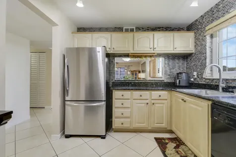 1700 Dover Road Delray Beach FL 33445