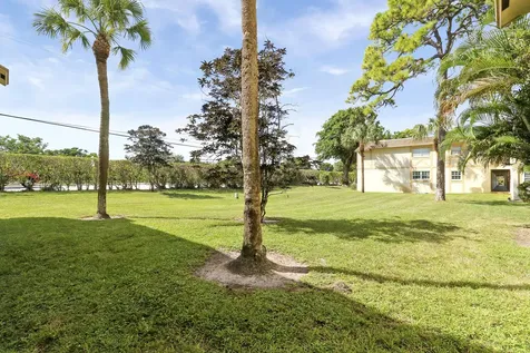 1700 Dover Road Delray Beach FL 33445