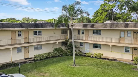 1700 Dover Road Delray Beach FL 33445