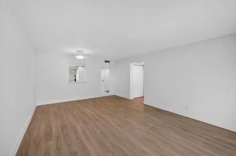 14375 Strathmore Lane Delray Beach FL 33446
