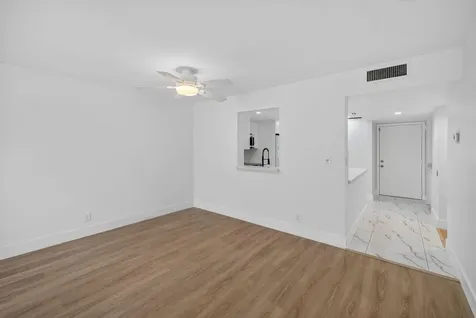 14375 Strathmore Lane Delray Beach FL 33446