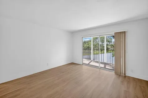 14375 Strathmore Lane Delray Beach FL 33446