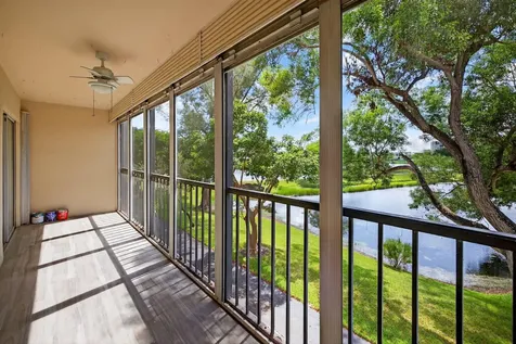 14375 Strathmore Lane Delray Beach FL 33446