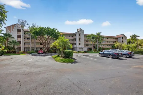 14375 Strathmore Lane Delray Beach FL 33446
