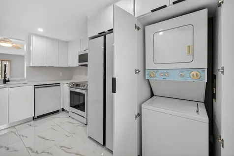 14375 Strathmore Lane Delray Beach FL 33446