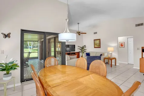 1550 Nw 22nd Avenue Delray Beach FL 33445