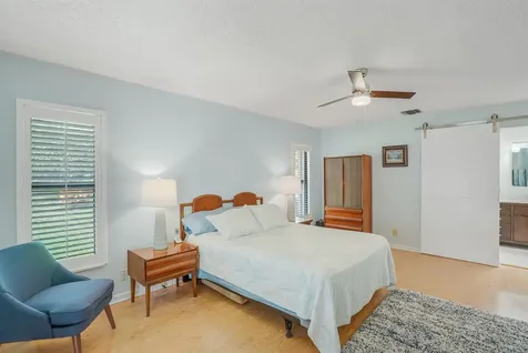 1550 Nw 22nd Avenue Delray Beach FL 33445
