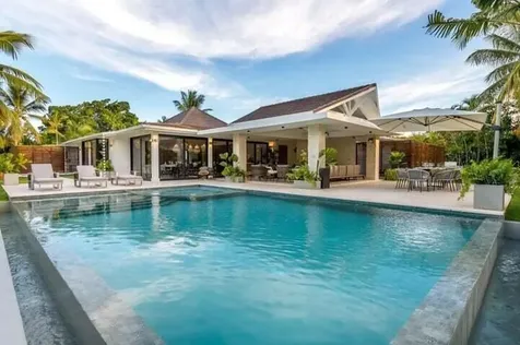 92 00 Casa De Campo DR 22000