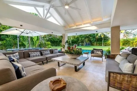 92 00 Casa De Campo DR 22000