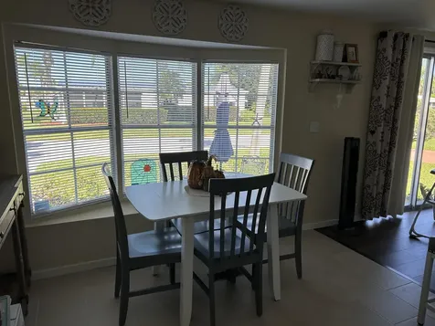 254 W Caribbean Port Saint Lucie FL 34952