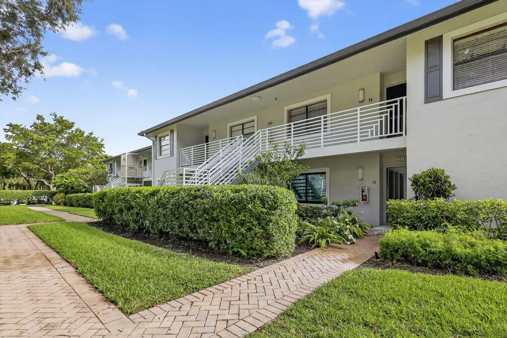 36 Southport Lane Boynton Beach FL 33436