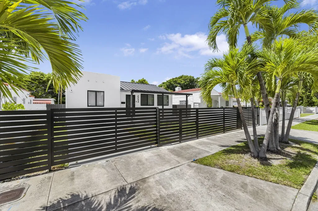 2244 Sw 10th Street Miami FL 33135