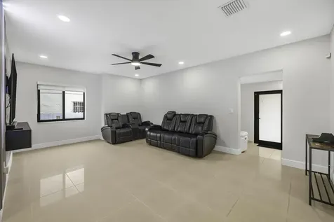 2244 Sw 10th Street Miami FL 33135