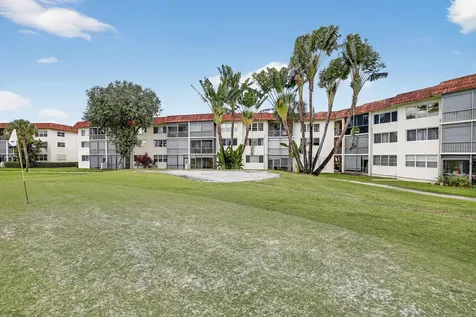 411 S Hollybrook Drive Pembroke Pines FL 33025