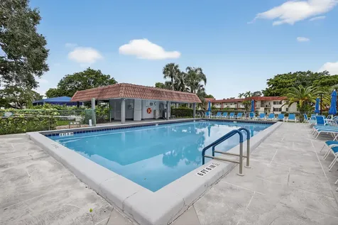 411 S Hollybrook Drive Pembroke Pines FL 33025