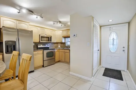 411 S Hollybrook Drive Pembroke Pines FL 33025