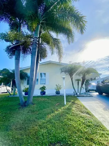 436 Tropical Isles Circle Fort Pierce FL 34982