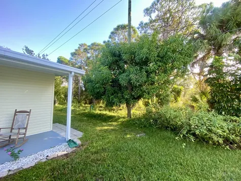 436 Tropical Isles Circle Fort Pierce FL 34982