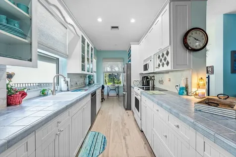 198 Hampton Circle Jupiter FL 33458