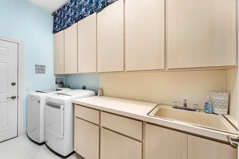 198 Hampton Circle Jupiter FL 33458