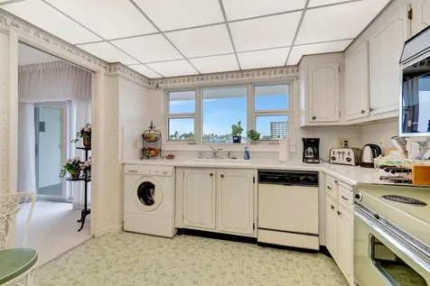200 Macfarlane Drive Delray Beach FL 33483