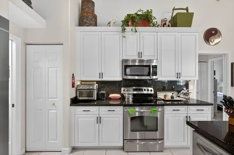 9923 Se Oak Tree Terrace Tequesta FL 33469