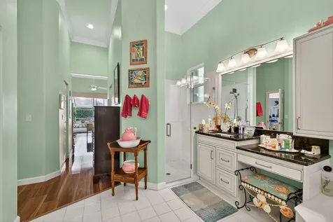 9923 Se Oak Tree Terrace Tequesta FL 33469