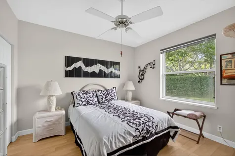 9923 Se Oak Tree Terrace Tequesta FL 33469