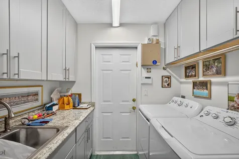 9923 Se Oak Tree Terrace Tequesta FL 33469